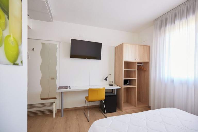 Bedroom 4, Albergo Ristorante Belvedere, Udine