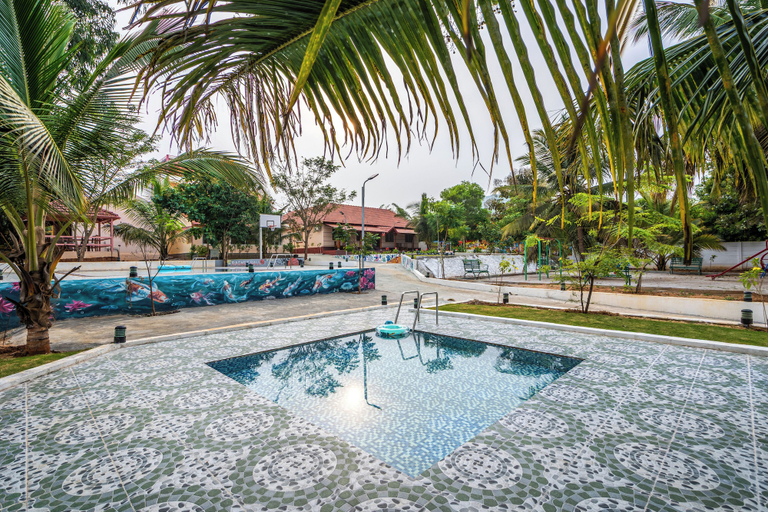 Pool 4, APR Villa by Alaya Stays, Ramanagara