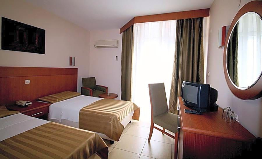 Bedroom 5, Surtel Hotel, Kuşadası