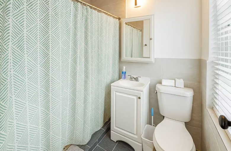 Bathroom, Sunny Escape Miami Beach Studio, Miami-Dade