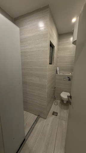 Bathroom 4, Riva suites, Wastiyyeh