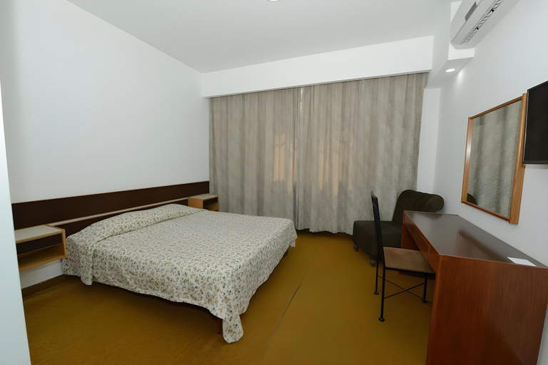 Bedroom 2, Rivoli Hotel, Jerusalem