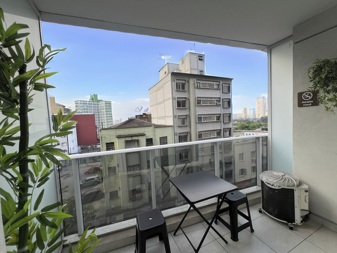 Porch, Moderno com AC piscina e academia, São Paulo