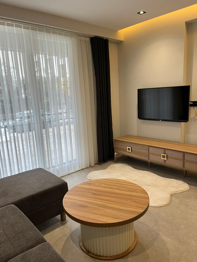 Living area 5, Cali suit, Merkez