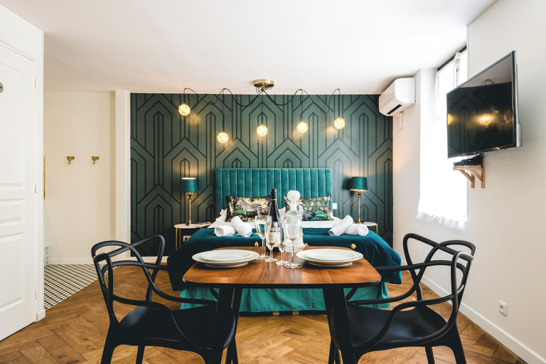 Room 2, Les Précieuses Suites & Spa I, Vaucluse