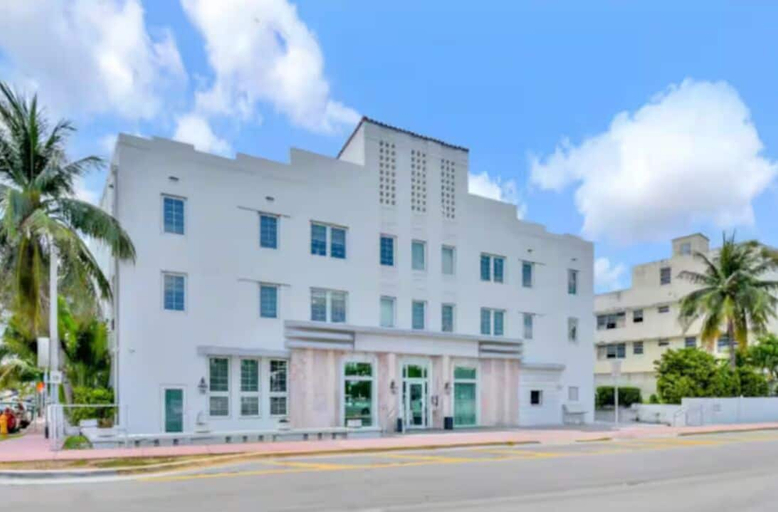 Exterior 3, Sunny Escape Miami Beach Studio, Miami-Dade