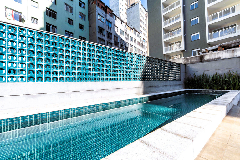 Pool 5, Moderno com AC piscina e academia, São Paulo
