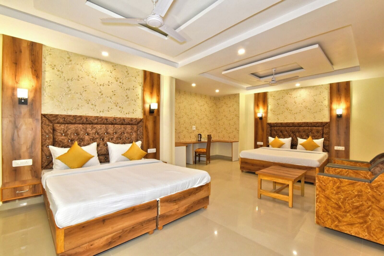 Room 3, Hotel Pine View # 5 Star Feeling # Near Cricket stadium 5 km# VPO, Sudher Dharamshala, Kangra
