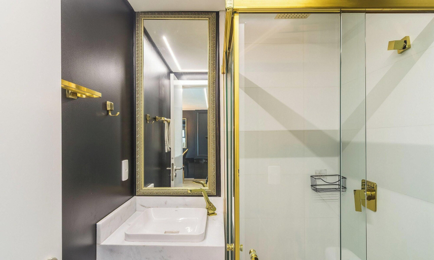 Bathroom, Complete Studio 850m From the Beach Rcx1105, Itajaí