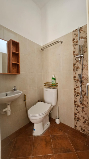 Bathroom 4, Cute Room at Pondok Raima SYARIAH, Gresik