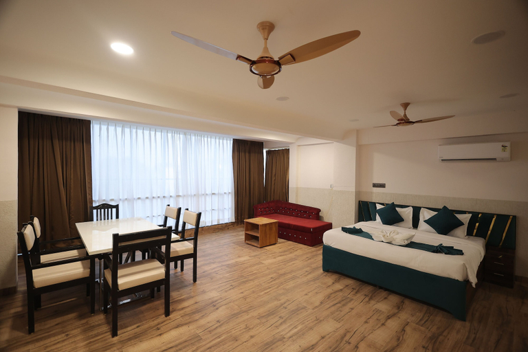 Room 2, Hotel Glow, Indore