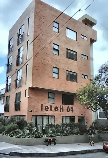Front of property, letoH 64, Santafé de Bogotá