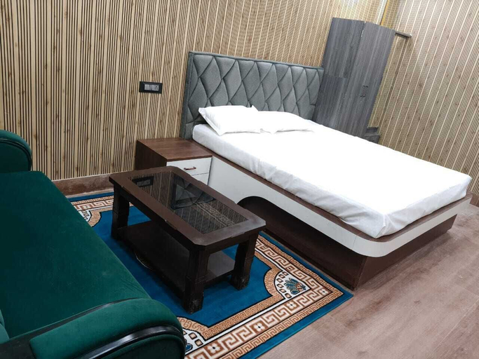 Room 2, The Royal Prince Hotel, Nawada