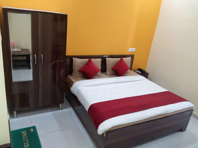 Bedroom 5, Hotel Suraj, Garhwal