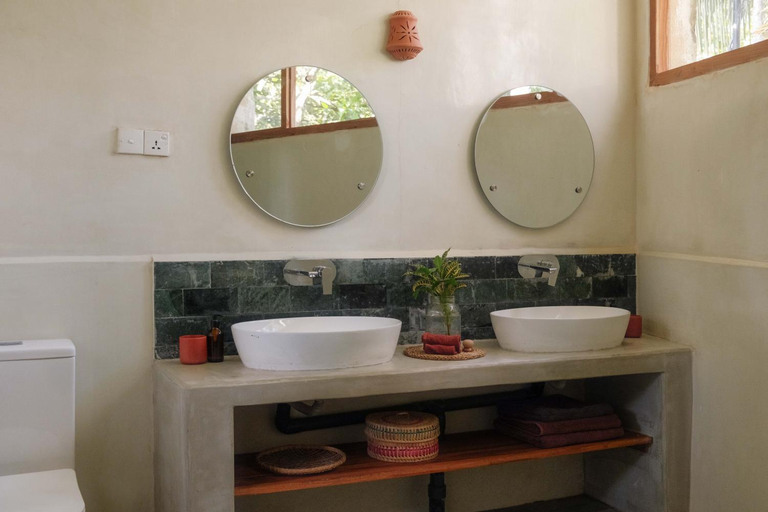 Bathroom 3, The Nuga House, Habaraduwa
