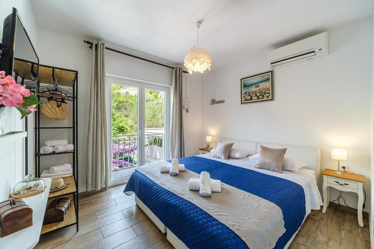 Bedroom 2, Rooms Ana, Milna