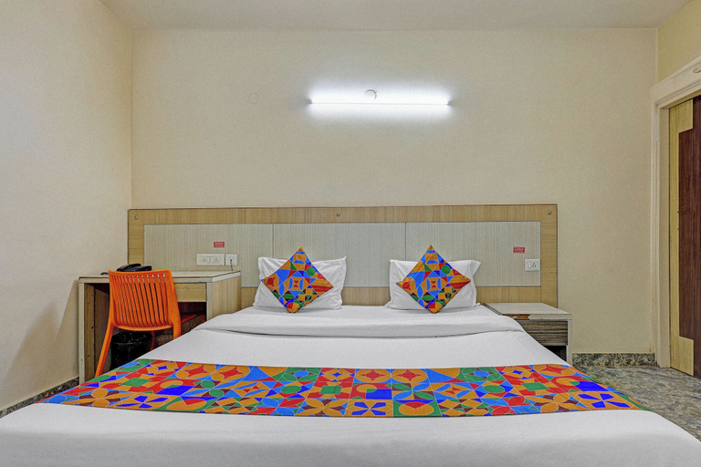 Room 3, Via Crown Inn I, Gurgaon