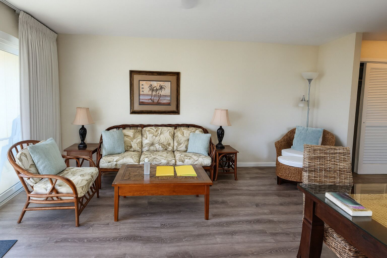Living area, Pono Kai Resort by Chase 'N Rainbows, Kauai