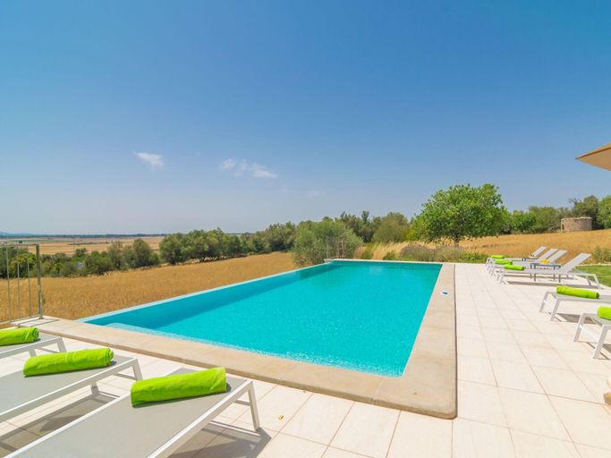 Sport & Beauty 5, CASES DALCUDIARROM - Villa for 12 people in Vilafranca de Bonany., Baleares