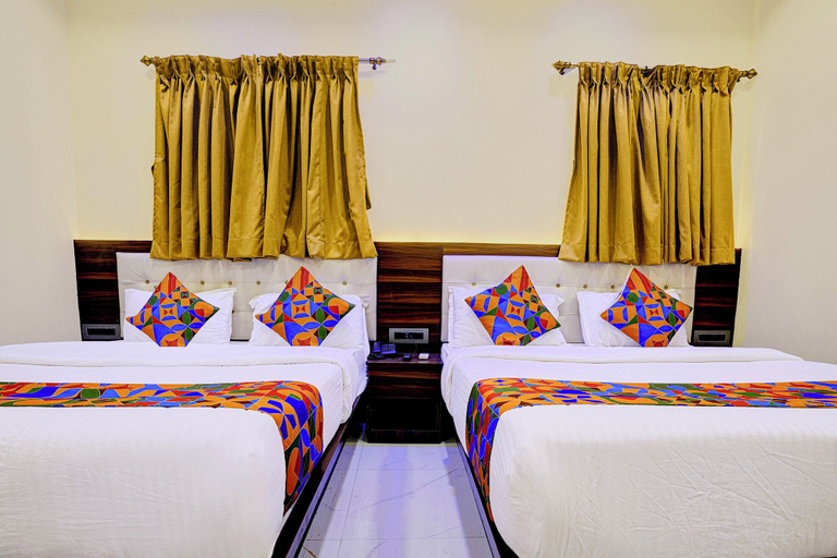 Bedroom 2, Hotel Majestic Crest, Mumbai Suburban