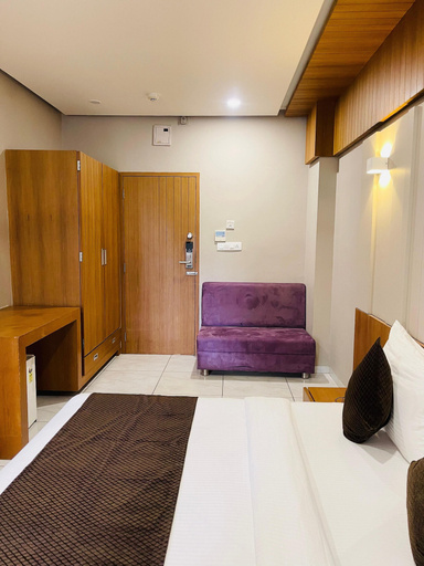 Room 4, Kasa Hotel, Gandhinagar