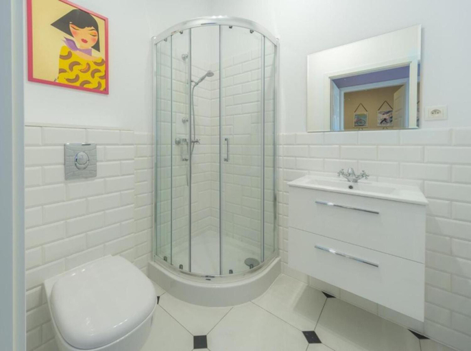Bathroom 2, Apartament Petrol Blue - Fragola Apartments, Kraków City