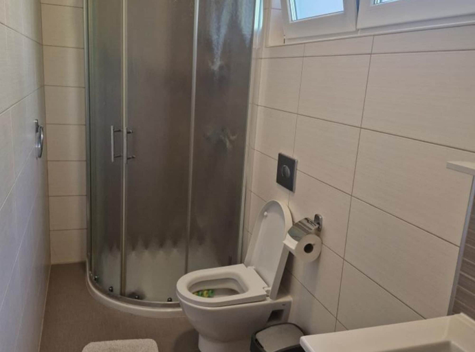 Bathroom 4, Apartment Slanica Beach Escape, Murter