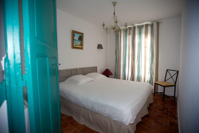Bedroom 3, Chateau le Bouis Hotel & Wine, Aude