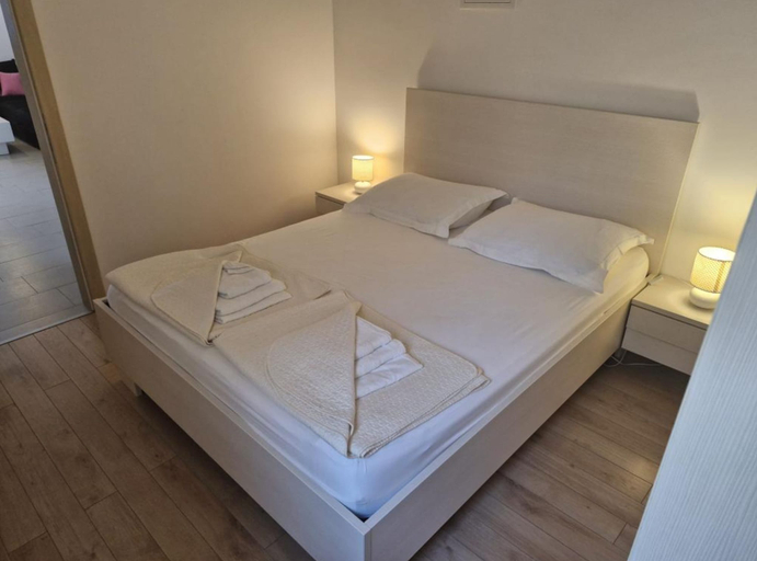 Room 3, Apartment Slanica Beach Escape, Murter