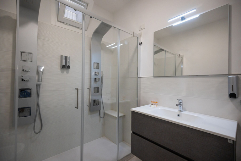 Bathroom 5, B&B Allison Tropea, Vibo Valentia