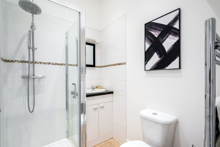 Bathroom, The Russell Collection, London