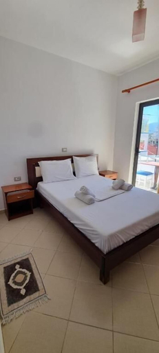 Room 2, 2 Palmat Hotel, Sarandës