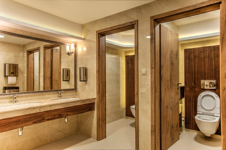 Bathroom 3, Holiday Inn PLOVDIV by IHG, Plovdiv