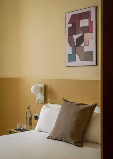 Bedroom 4, The Citadel by Pillow, Madrid