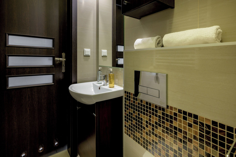 Bathroom 2, RentPlanet - Studio Kościuszki, Środa Śląska