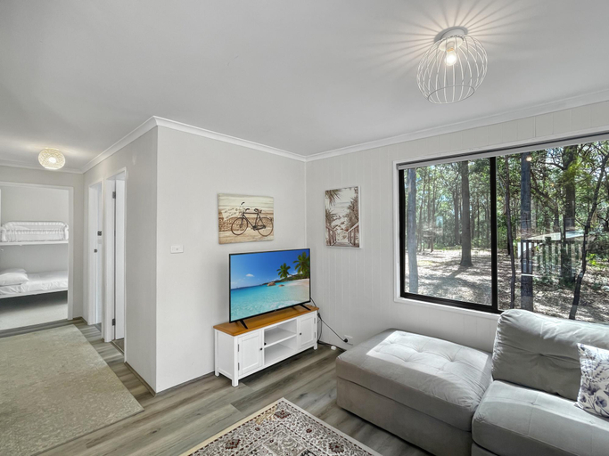 Separate living room 4, Family Beach House with Outdoor Entertaining, Eurobodalla