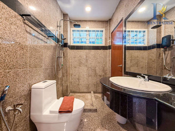 Bathroom 4, JB Town Villa by JBcity Home, Johor Bahru