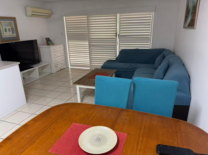 Others 5, Anchordown Apartments, Gold Coast