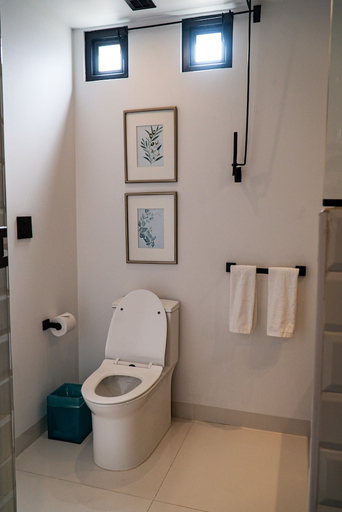 Bathroom 4, Flamboyan Hotel and Residences, La Paz