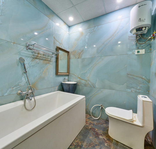 Bathroom 5, Natural resort panhala, Kolhapur