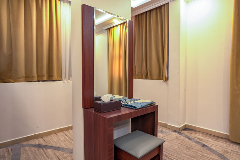 Room 4, MG Crown Hotel 1, Al Madinah Al Munawwarah