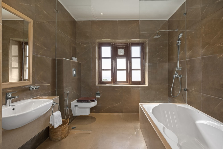Bathroom, Brij Anayra, Kangra