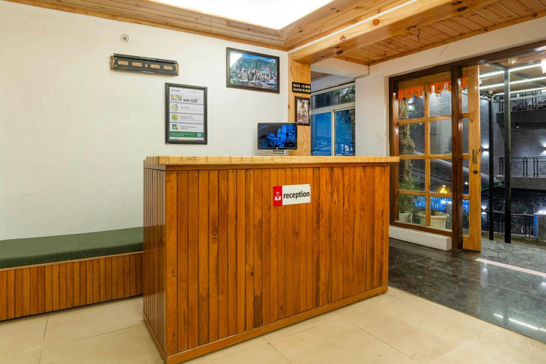 Public Area 3, Hotel Green Oak, Nainital