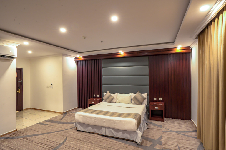 Room 2, MG Crown Hotel 1, Al Madinah Al Munawwarah