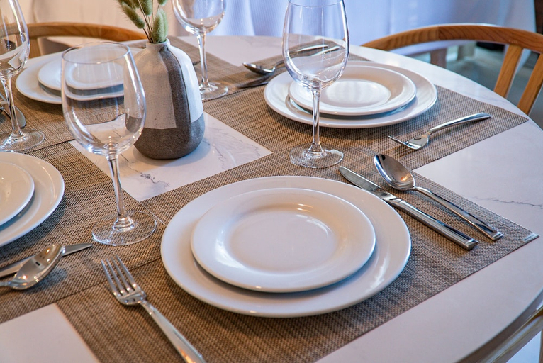 Food & Drinks 5, Flamboyan Hotel and Residences, La Paz