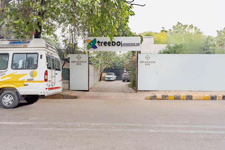 Others 3, Treebo Advantage Inn, Kaushambi