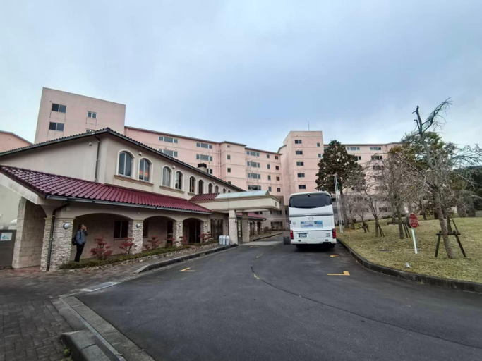 Entrance 5, Scenery Resort Suruga, Numazu