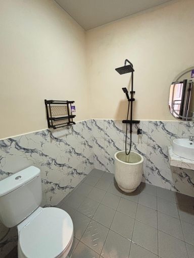 Bathroom, Erka Cabin Puncak, Bogor