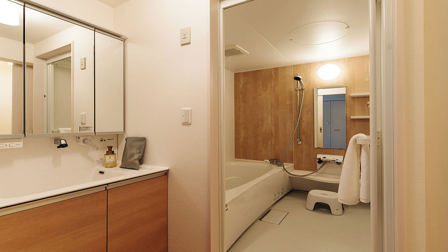 Room 3, LANSHAN HOTEL, Naganuma