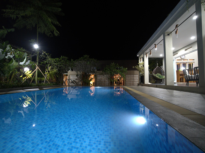Others 2, A&T House Sukabumi Villa mewah private pool, Sukabumi